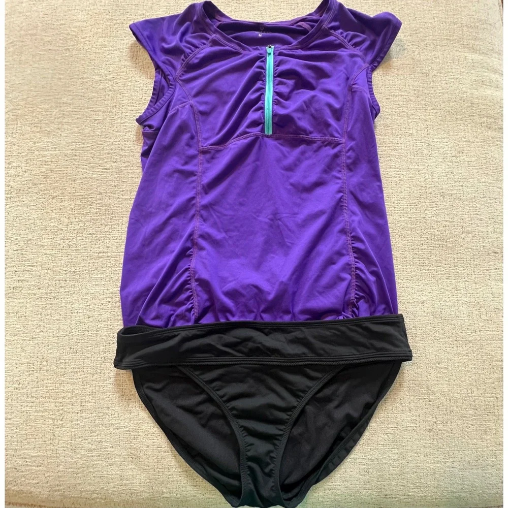 Athleta Womens Purple Rash Guard Top M and‎ Black Bikini Bottoms L Swim Set